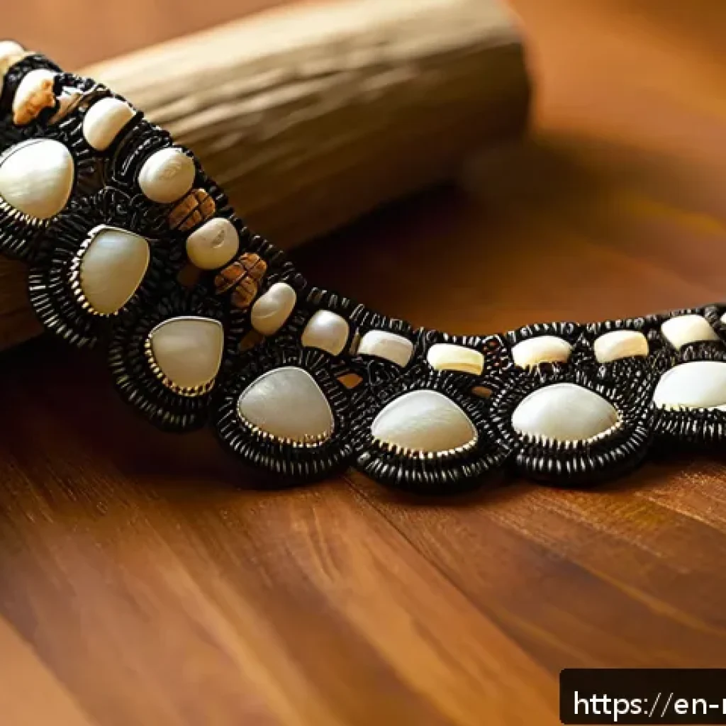 마셜 제도에서 추천하는 기념품 - A close-up of a handcrafted necklace made from polished tiny shells and coconut fibers, featuring in...